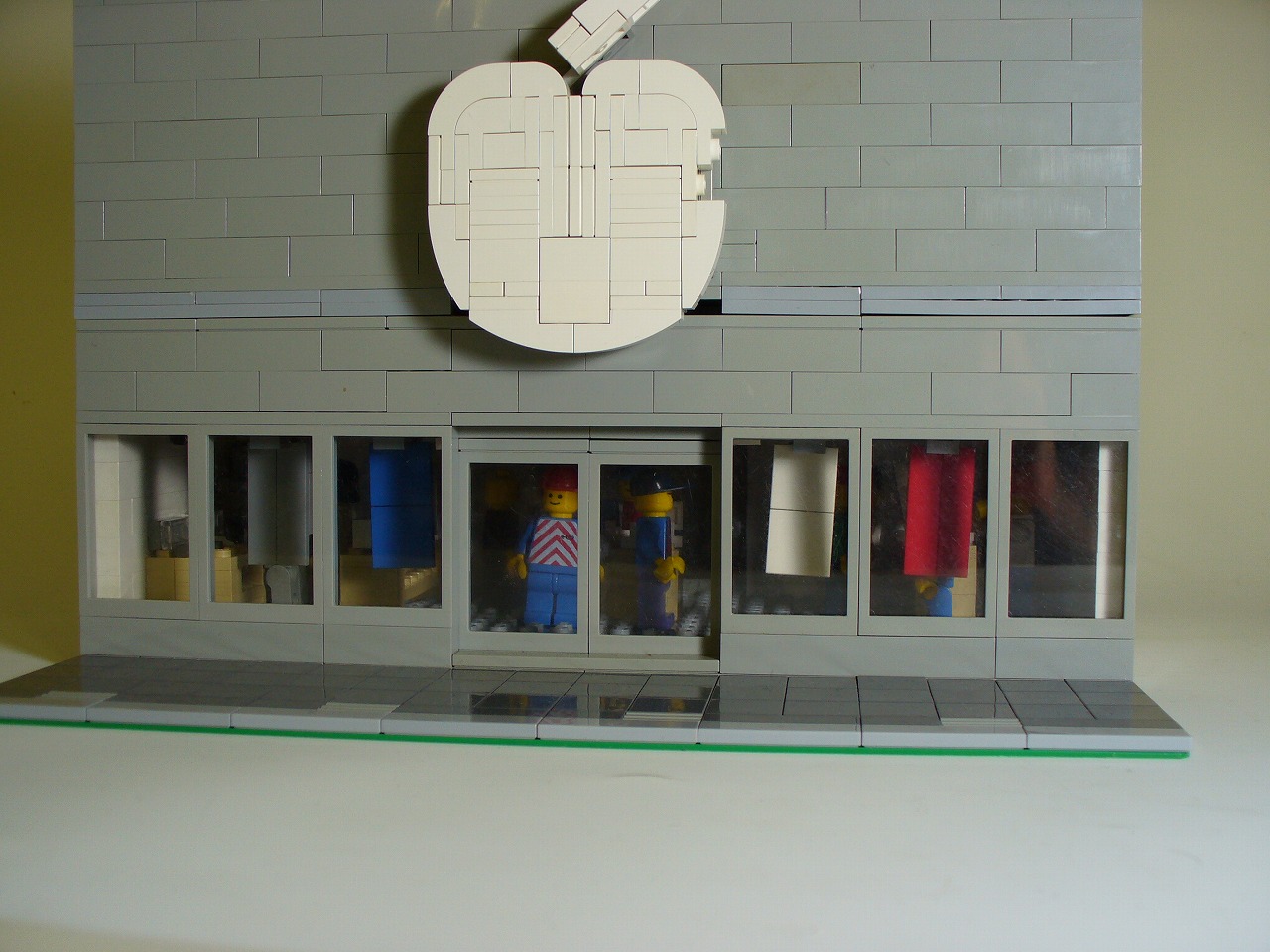 fujisawa_applestore_osa_04.jpg