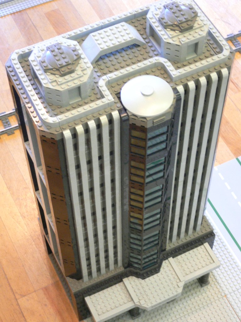 kaki_bldg_ayc_01.jpg