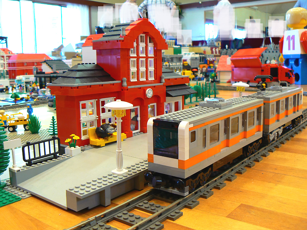 mutchy_chuo-line_edge_01.jpg
