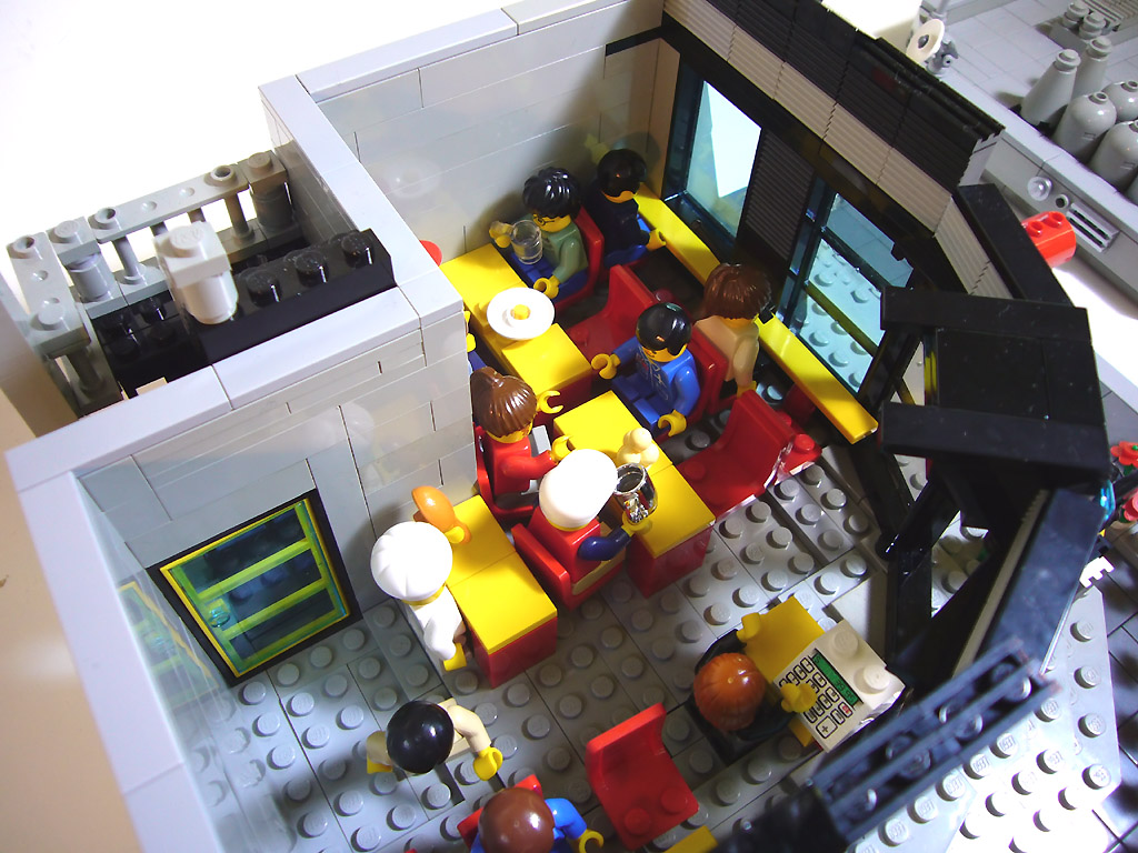 mutchy_restaurant_edge_04.jpg