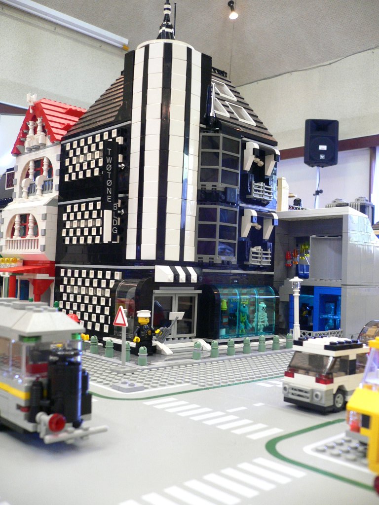 mutcy_bldg_ayc_03.jpg