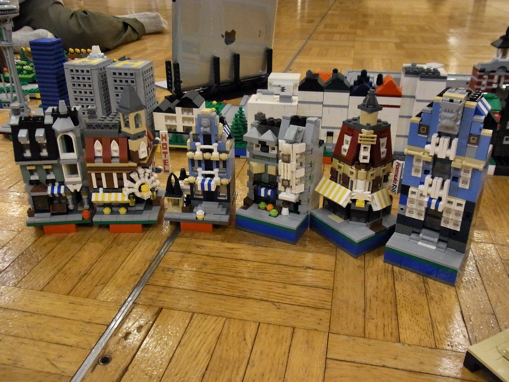 minitown_mutchy_06.jpg