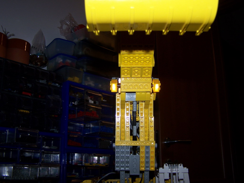 liebherr_r964_09.jpg