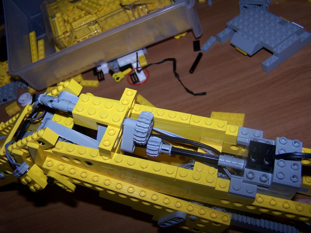 liebherr_r964_11.jpg