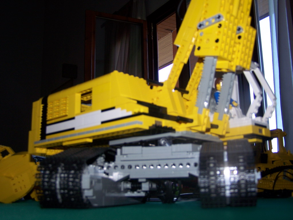 liebherr_r964_16.jpg