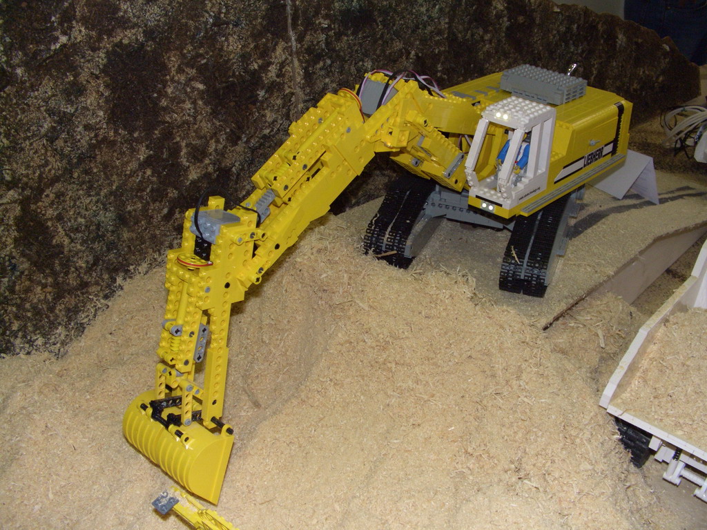 liebherr_r964_12.jpg