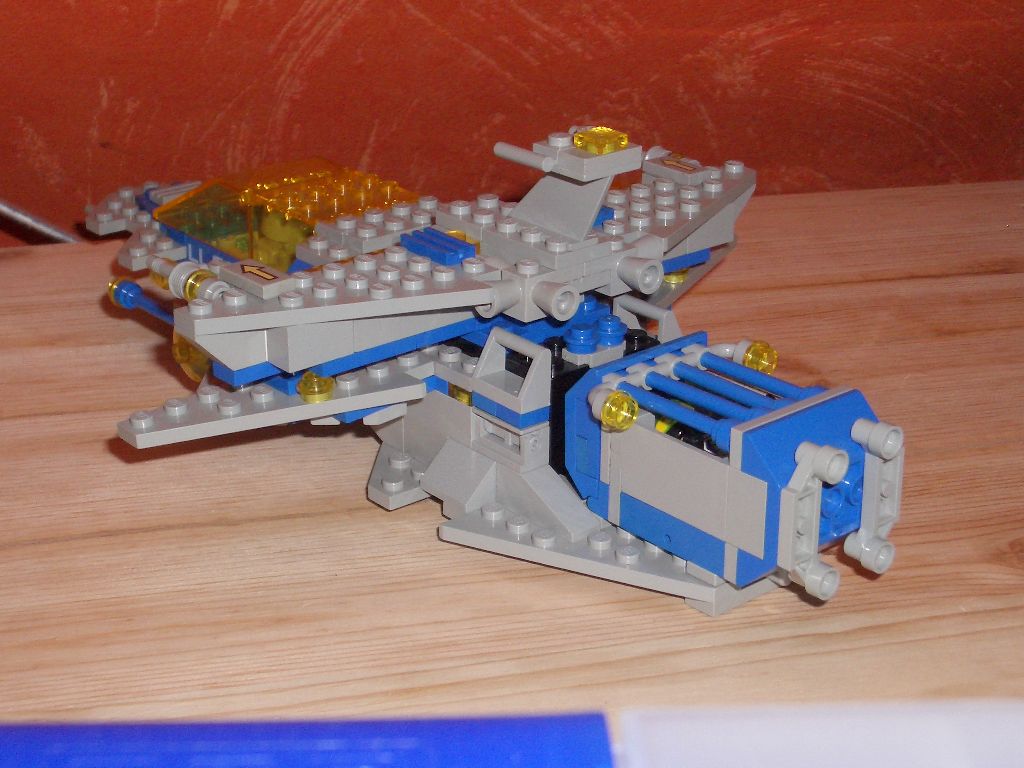 lego_6781_classic_striker_03.jpg