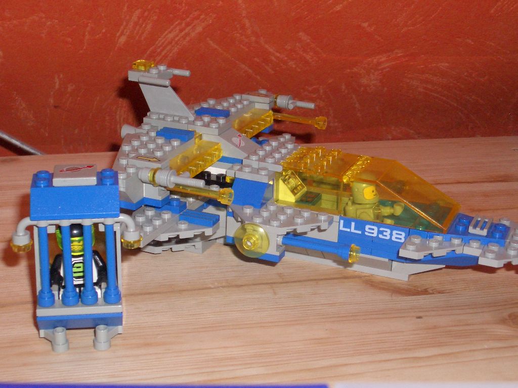 lego_6781_classic_striker_04.jpg
