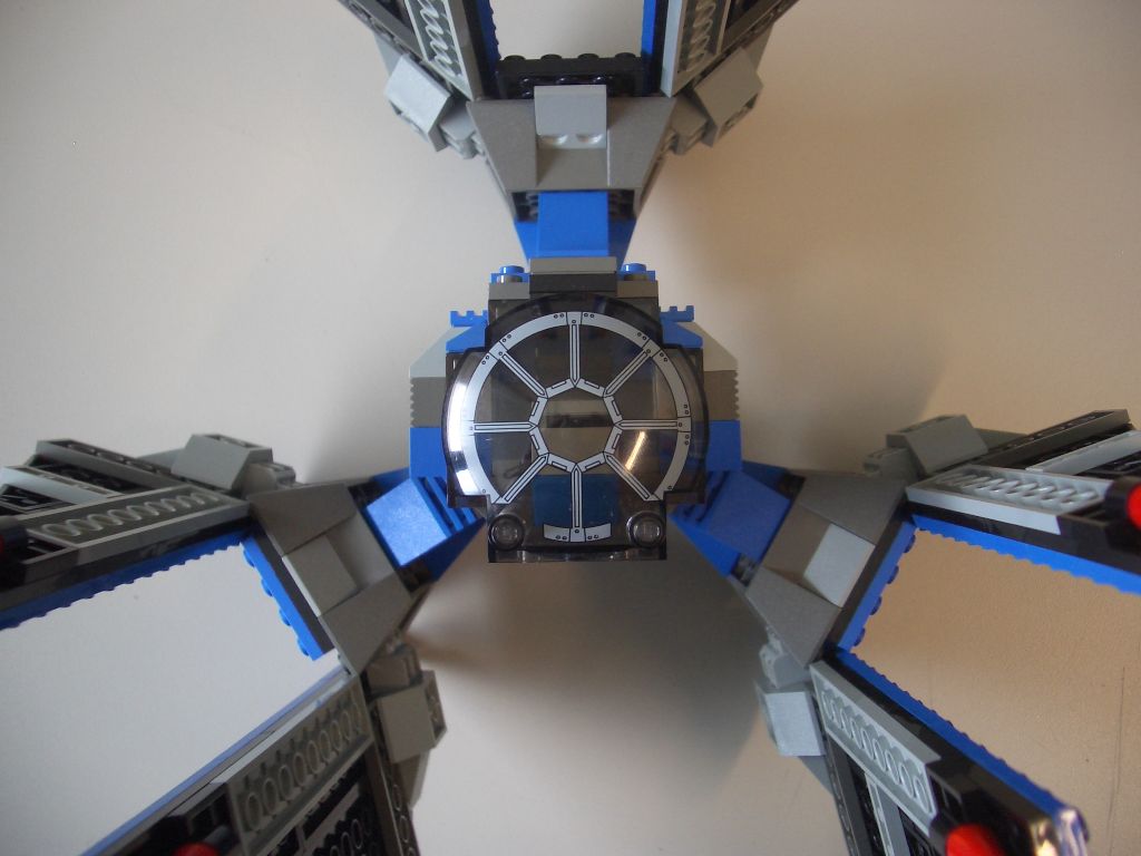 lego_star_wars_tie_def_ob_02.jpg