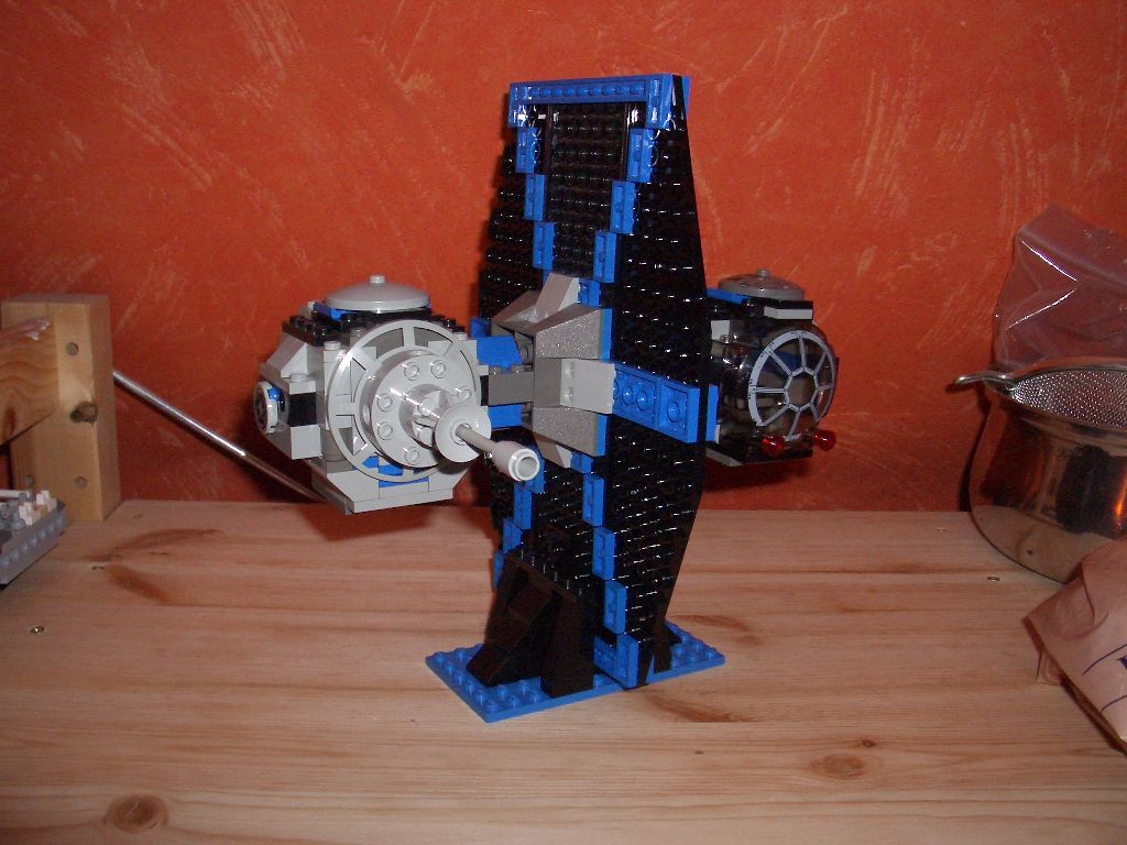 lego_sw_tie_exp_prototype_02.jpg