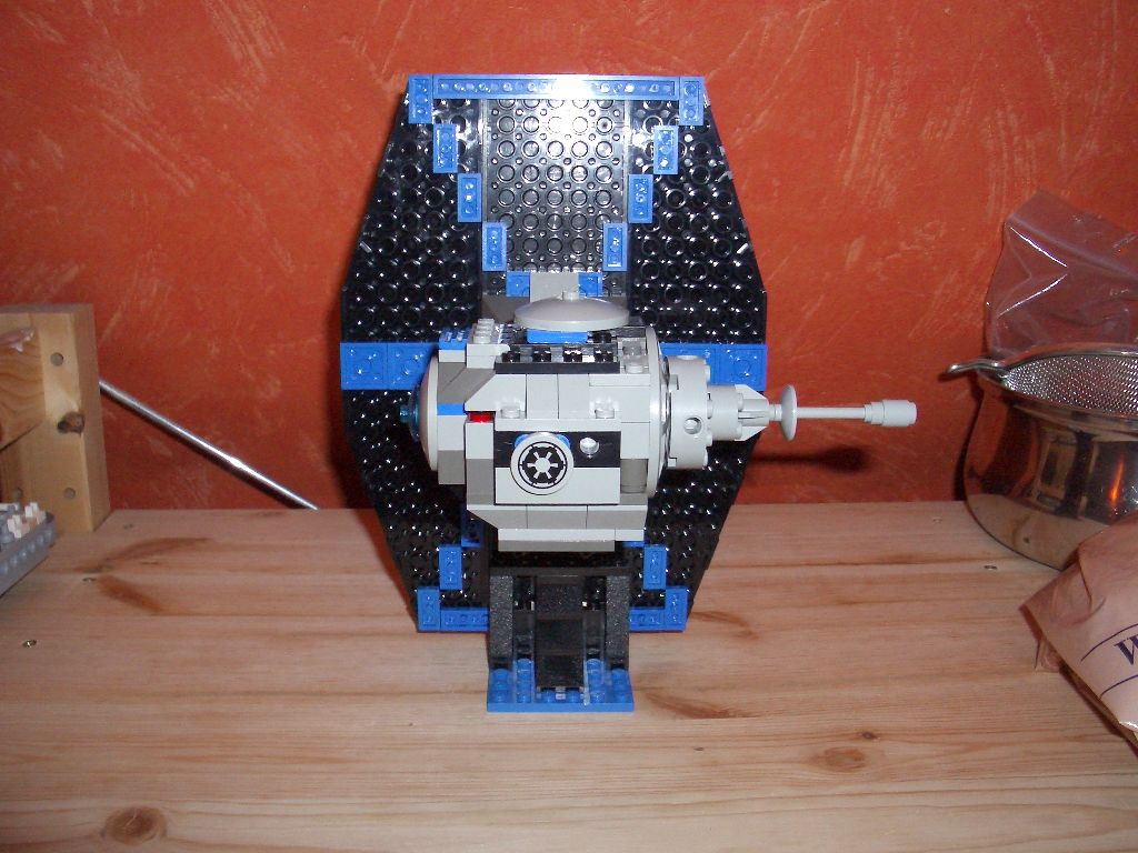 lego_sw_tie_exp_prototype_03.jpg