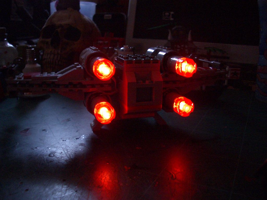 light_up_x-wing_01.jpg