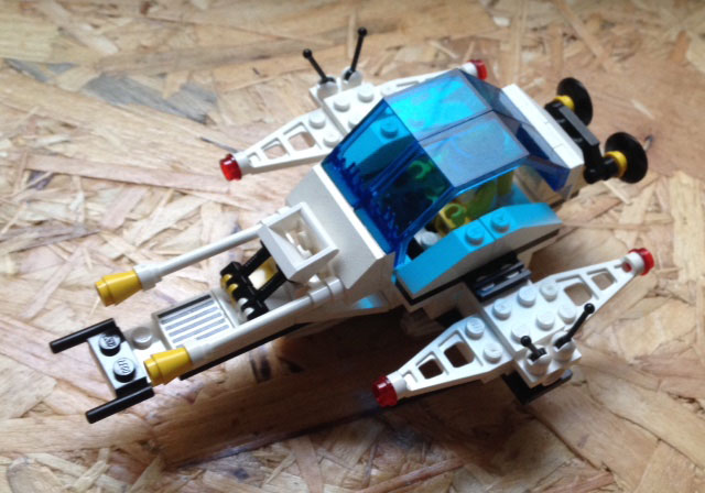 lego6875_hovercraft.jpg