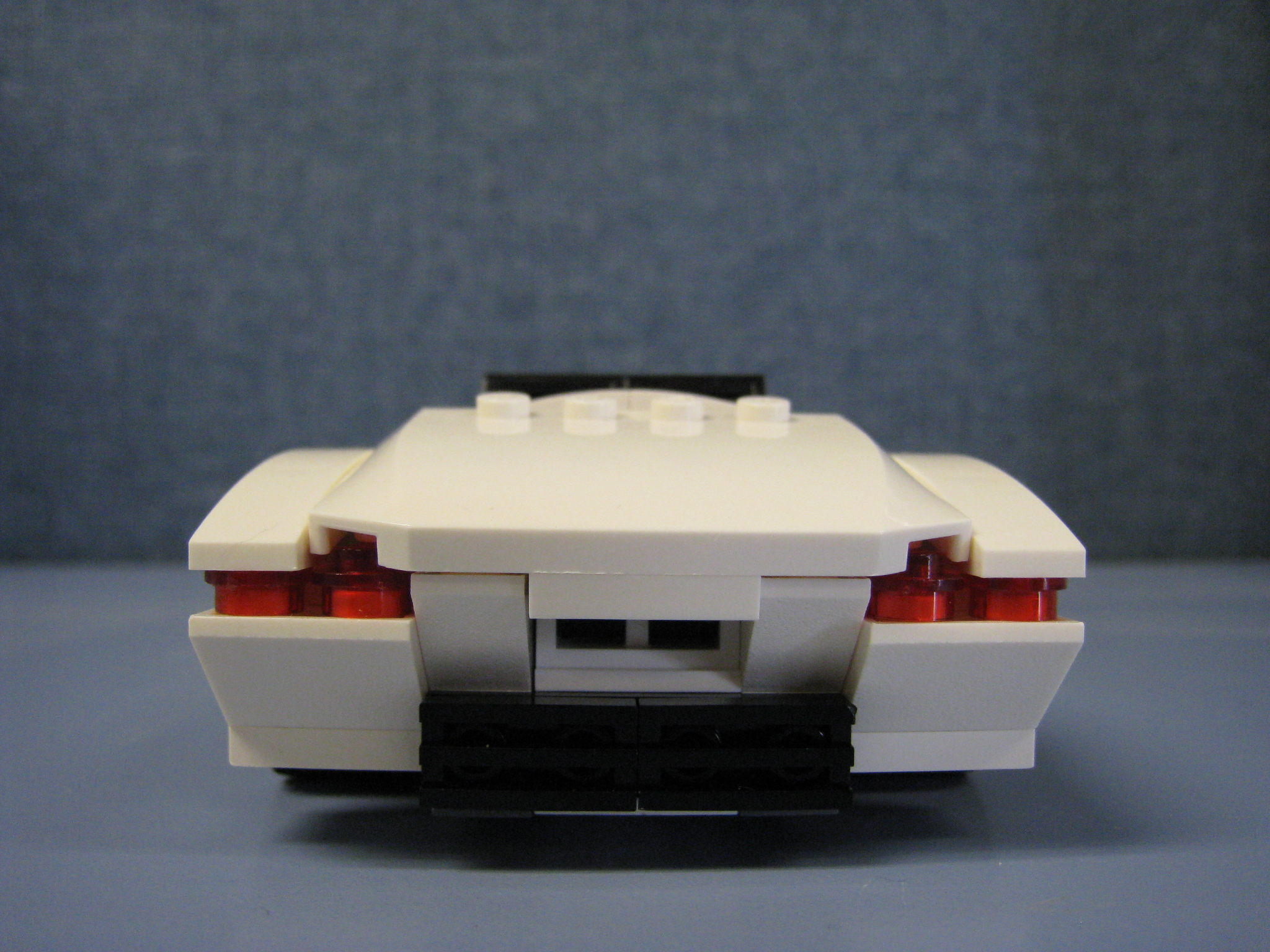 white_car_rear_low.jpg