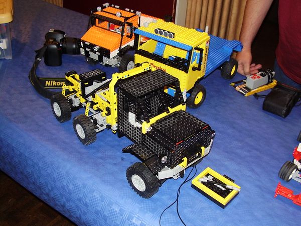 trucktrailtrucks.jpg