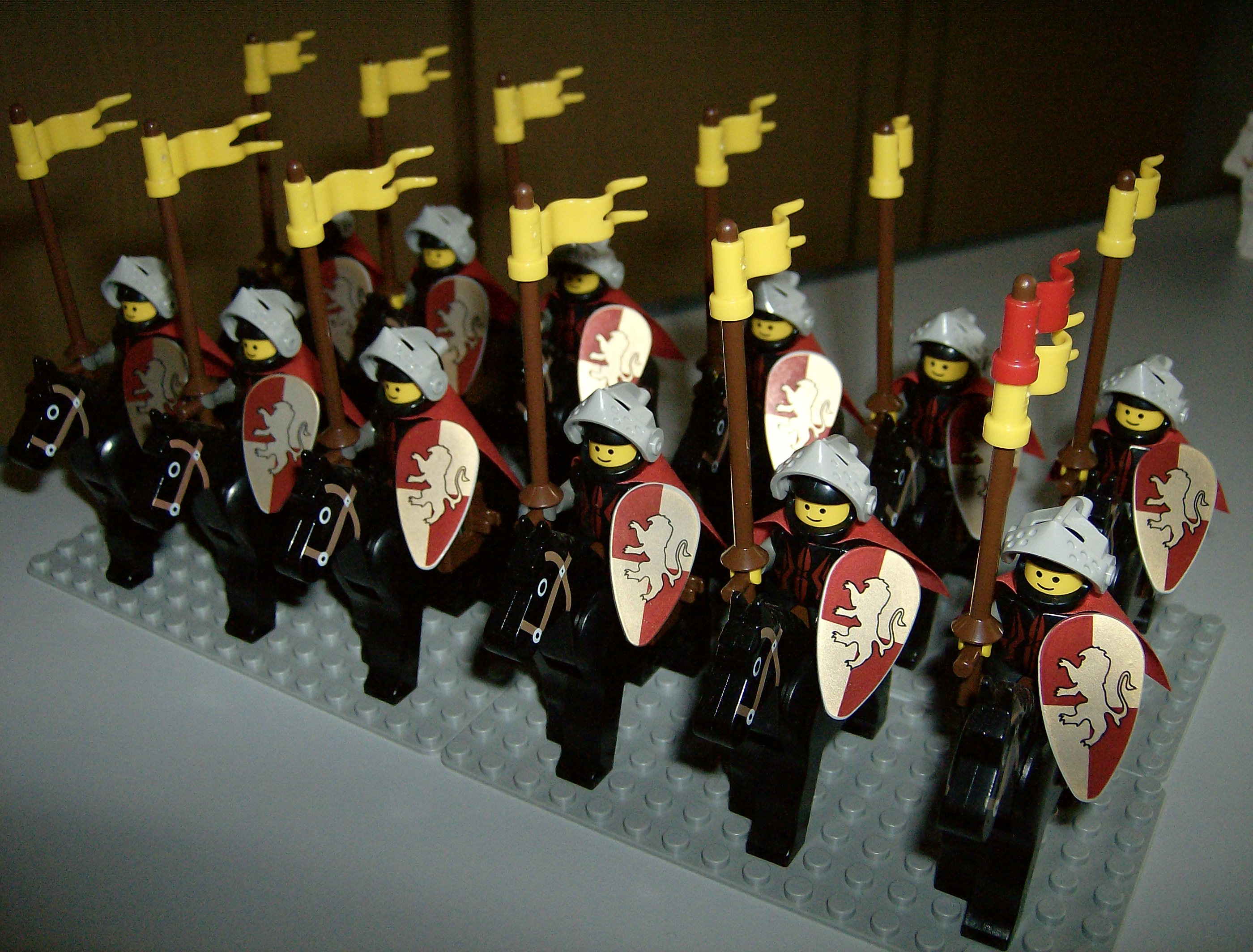 cavalleria_pesante_-_reggimento_giallo_-02.jpg