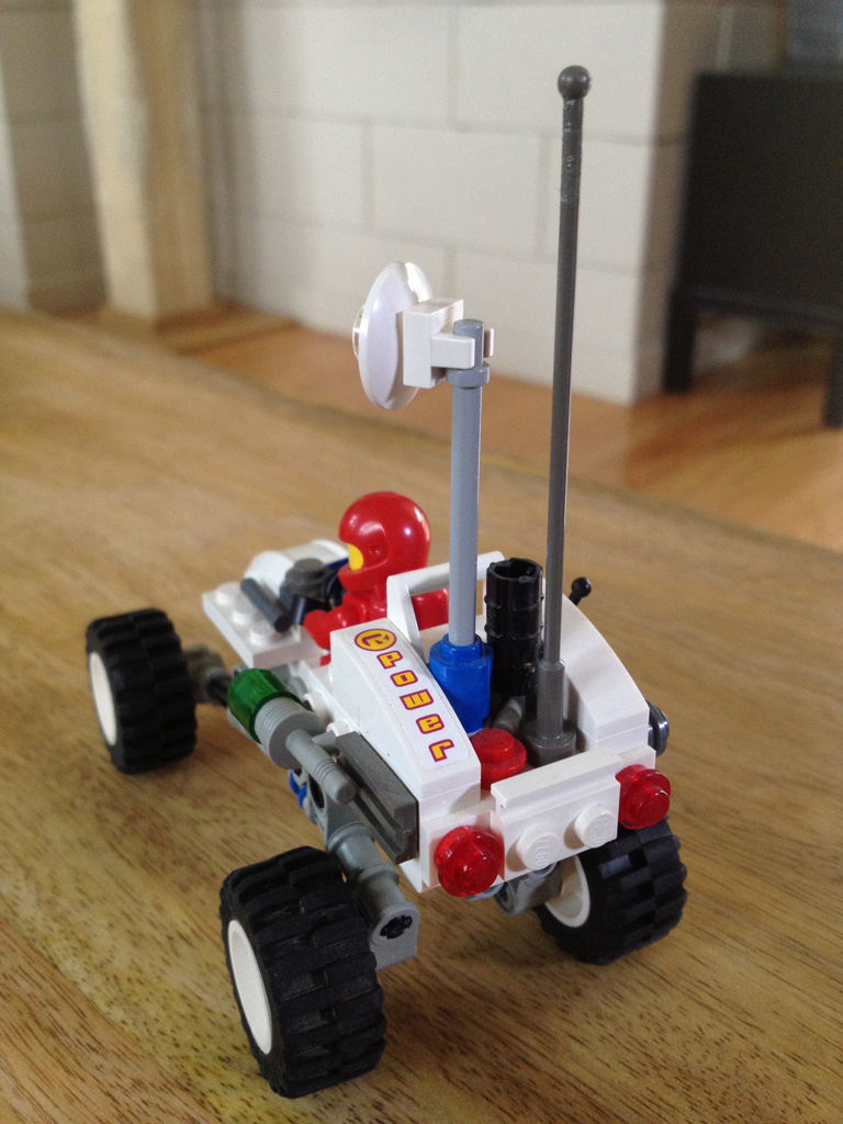space_rover_01_rear_3quarter.jpg