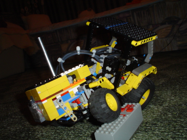 2tractor4x4_004.jpg