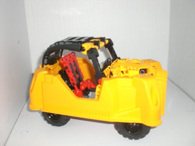 mahri_buggy_side_3.jpg
