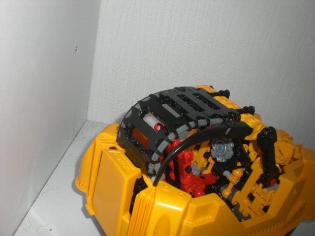 mahri_buggy_upper_back.jpg