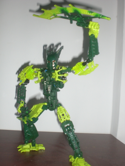 varduk_pose.jpg
