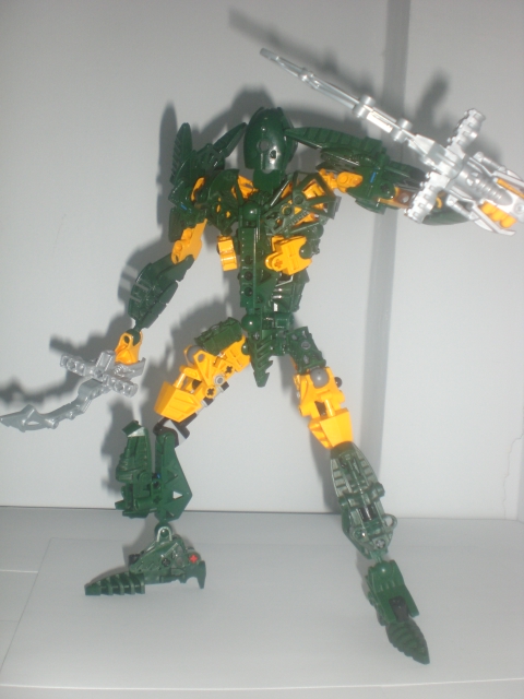 zektahk_pose.jpg