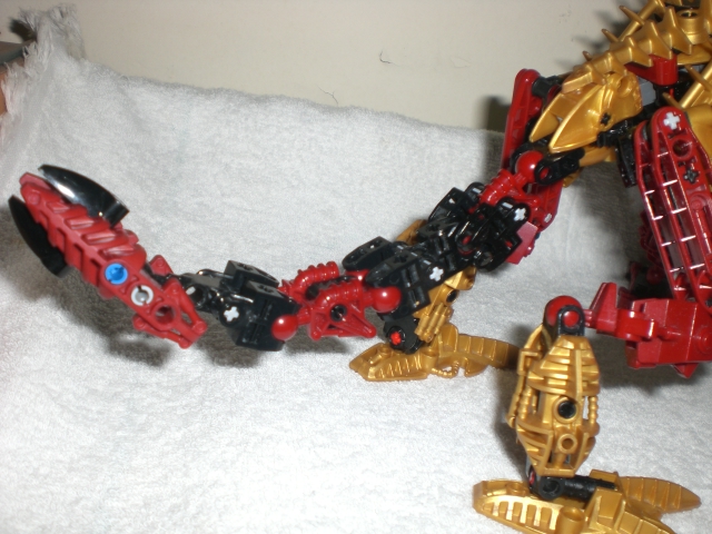golden_kikanalo_tail_2.jpg