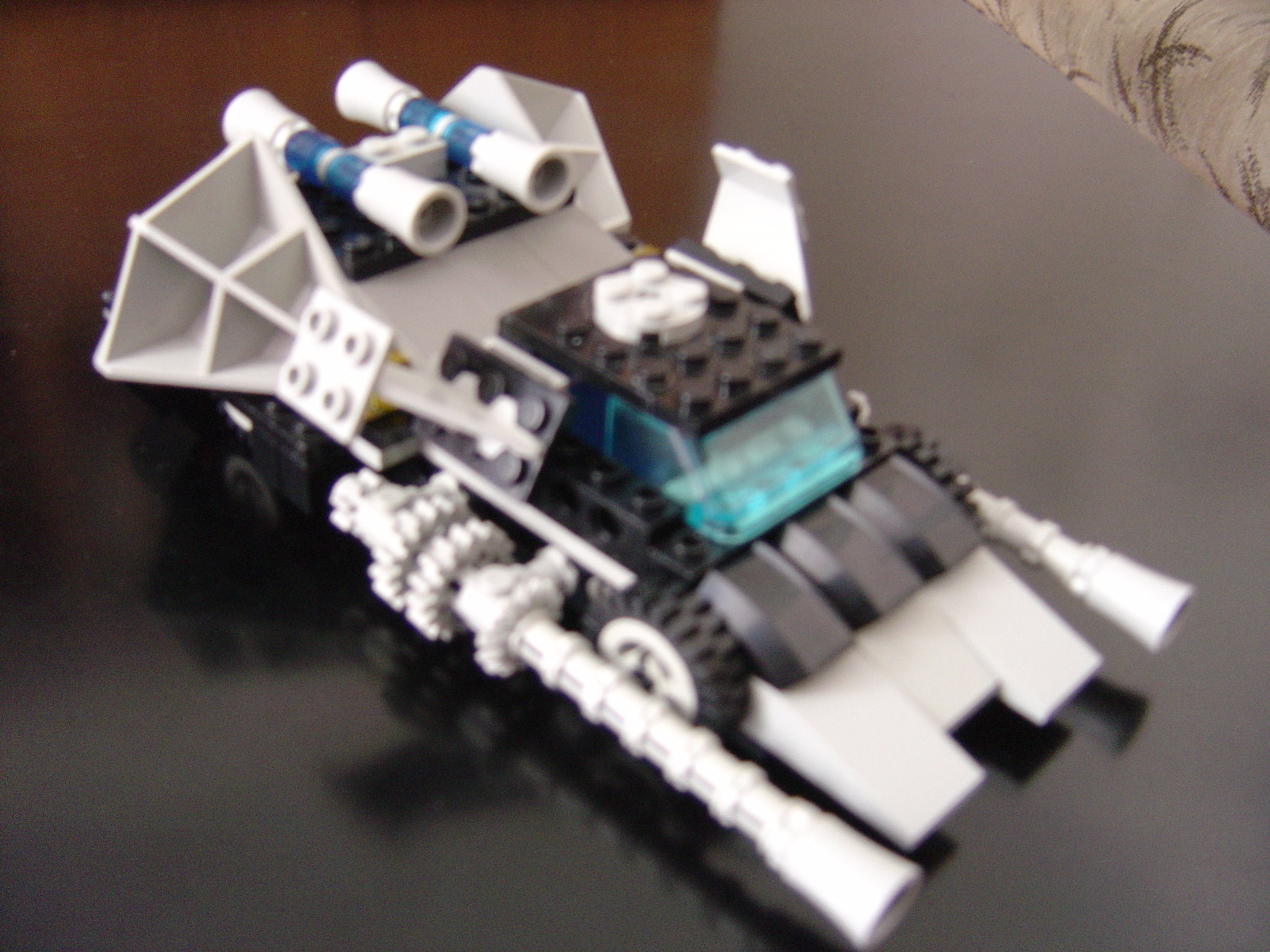 weird_wide_vehicle.1.jpg