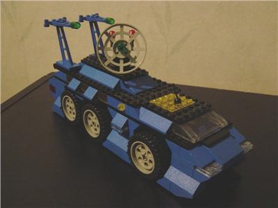 0.l.spacecar.jpg