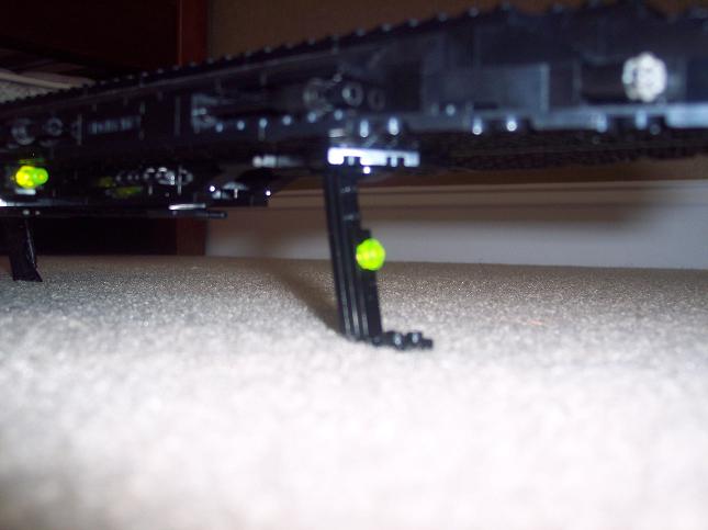 angle_view_of_front_leg.jpg