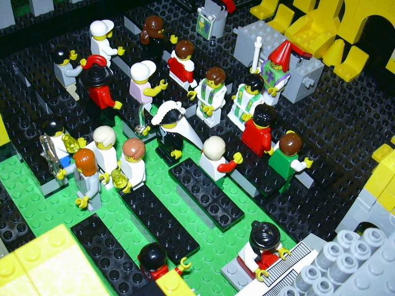 28mass_procession.jpg