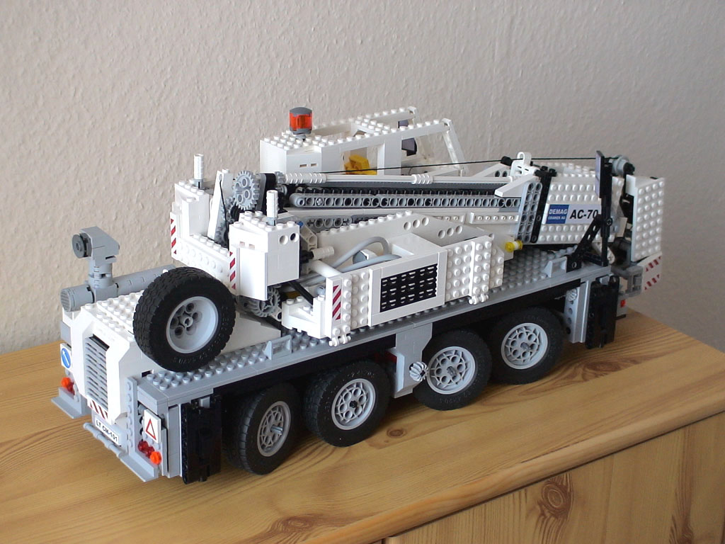 cm101-02.jpg