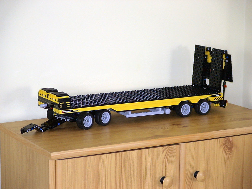 cm105-01.jpg