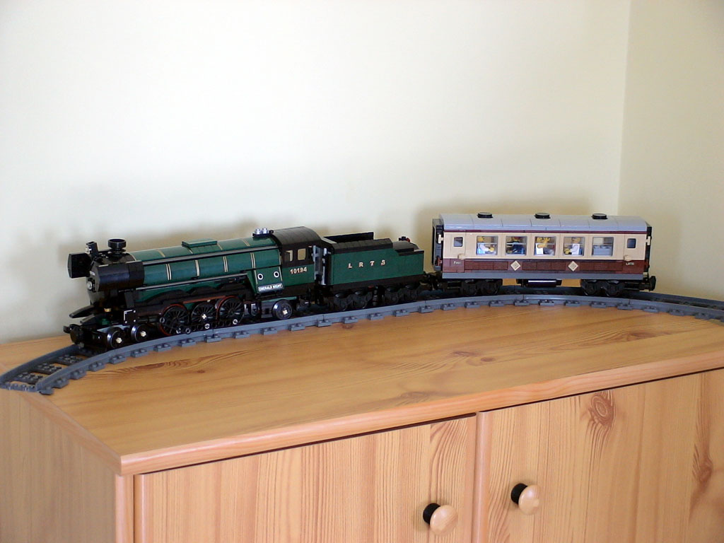 train-01.jpg