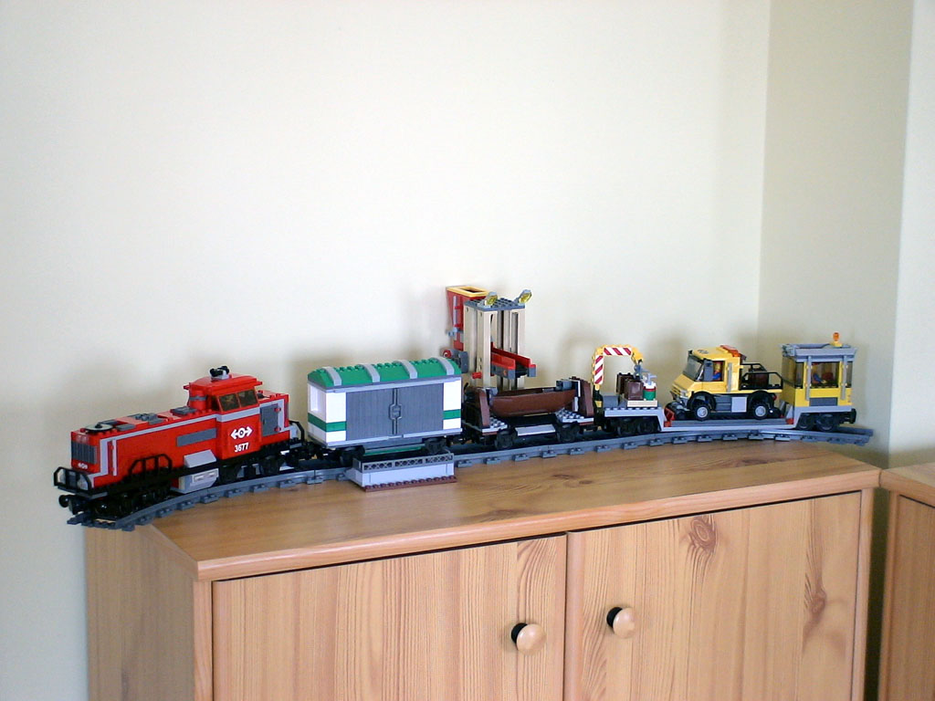 train-06.jpg