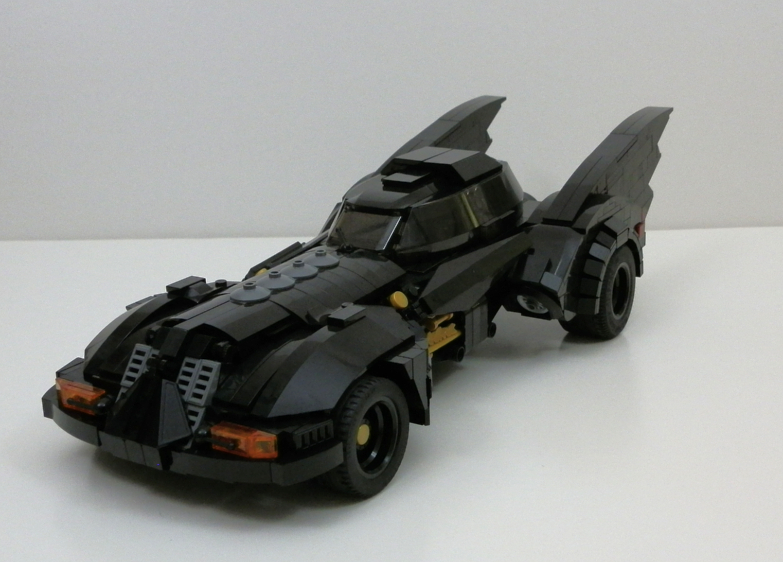 con-bat-a01.jpg