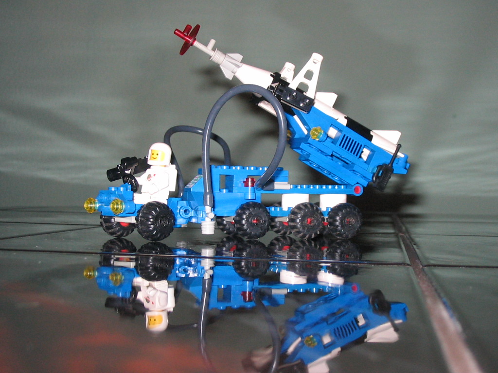 6881_lunar_rocket_launcher.jpg