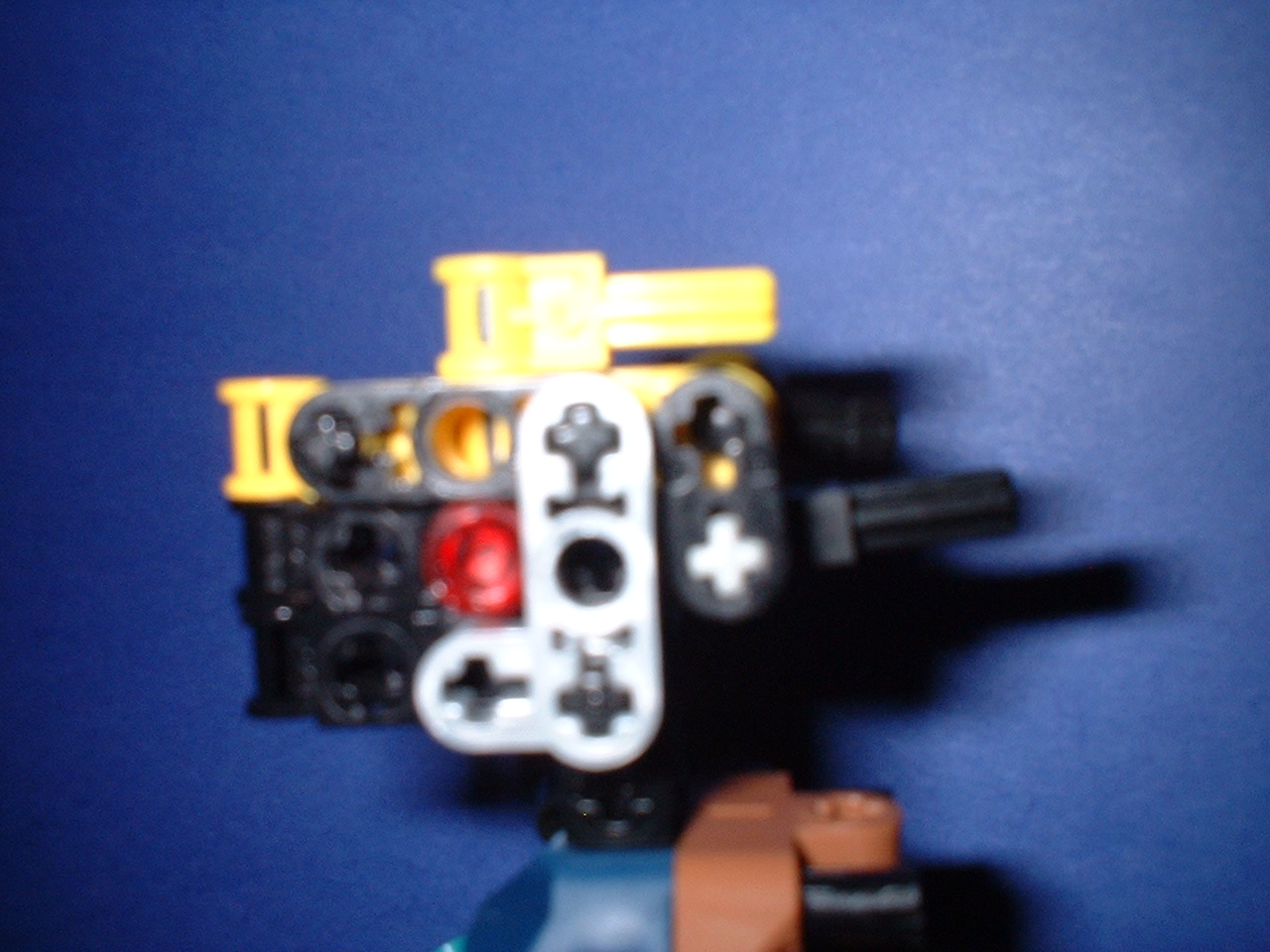 eliteh2side.jpg