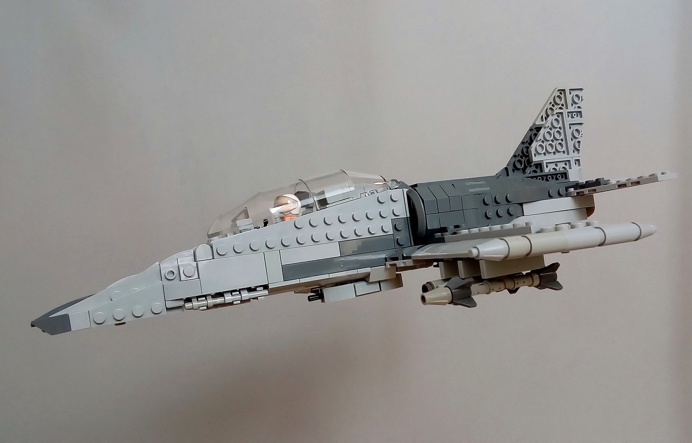 l-159_09.jpg