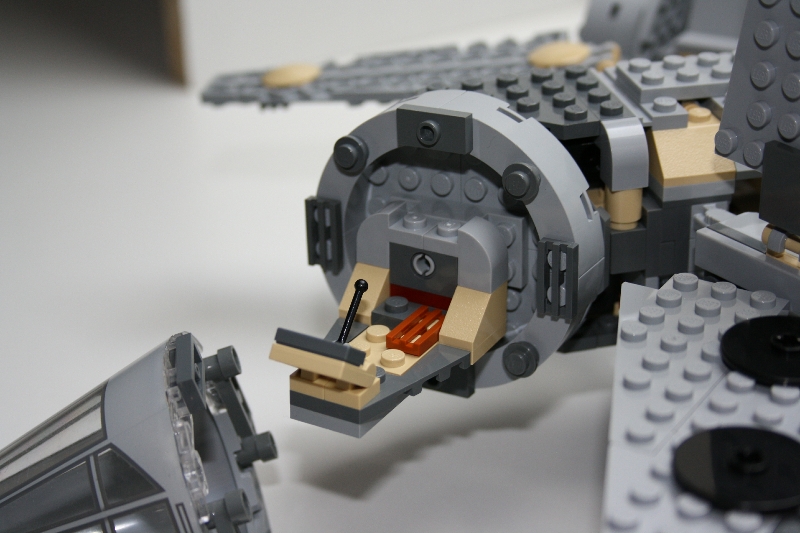 4504_27_cockpit_open.jpg