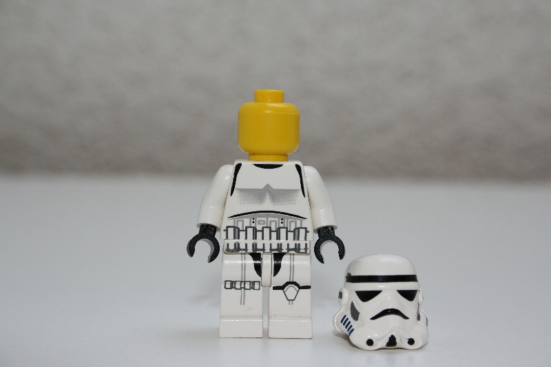 7264_05a_stormtrooper.jpg
