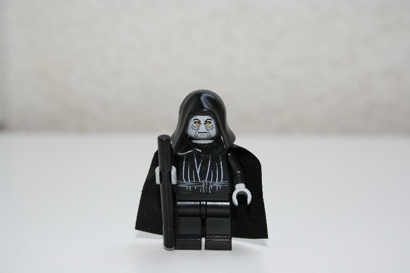 7264_05e_emperor.jpg