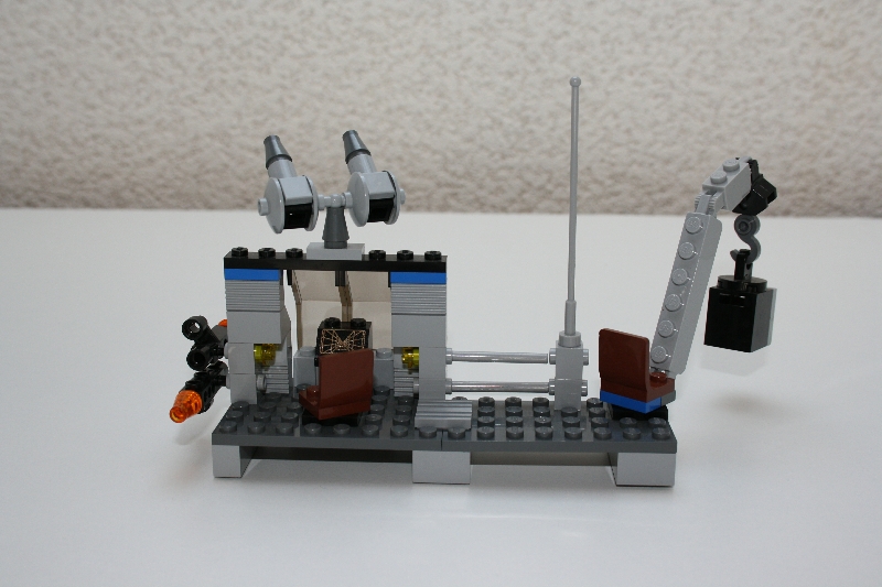 7264_19b_cargo-crane_lasercanons_back.jpg