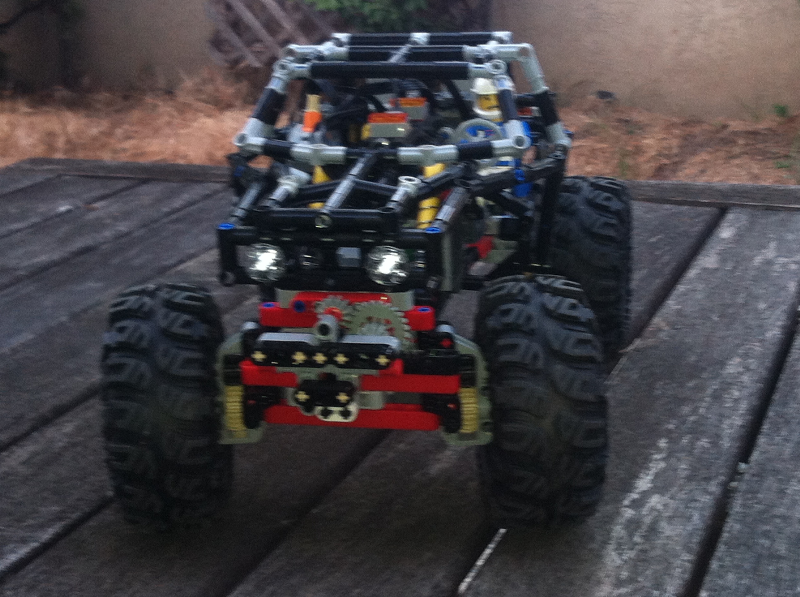 tarantula_kc_tires_1.jpg