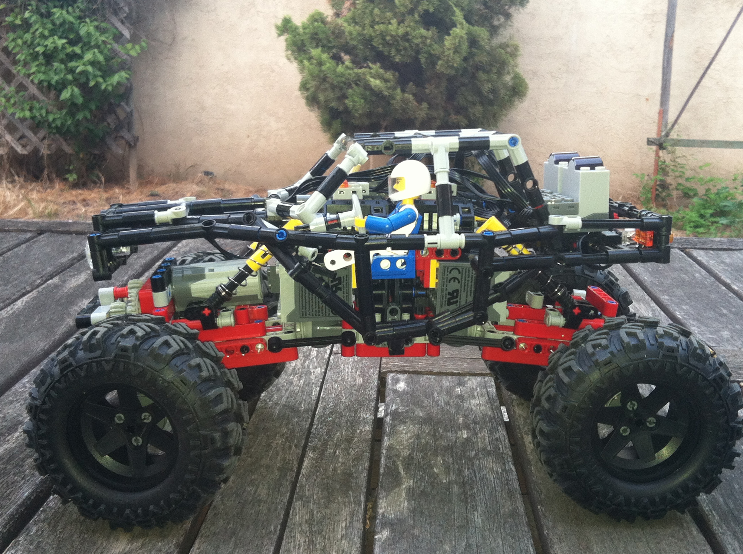 tarantula_kc_tires_3.jpg