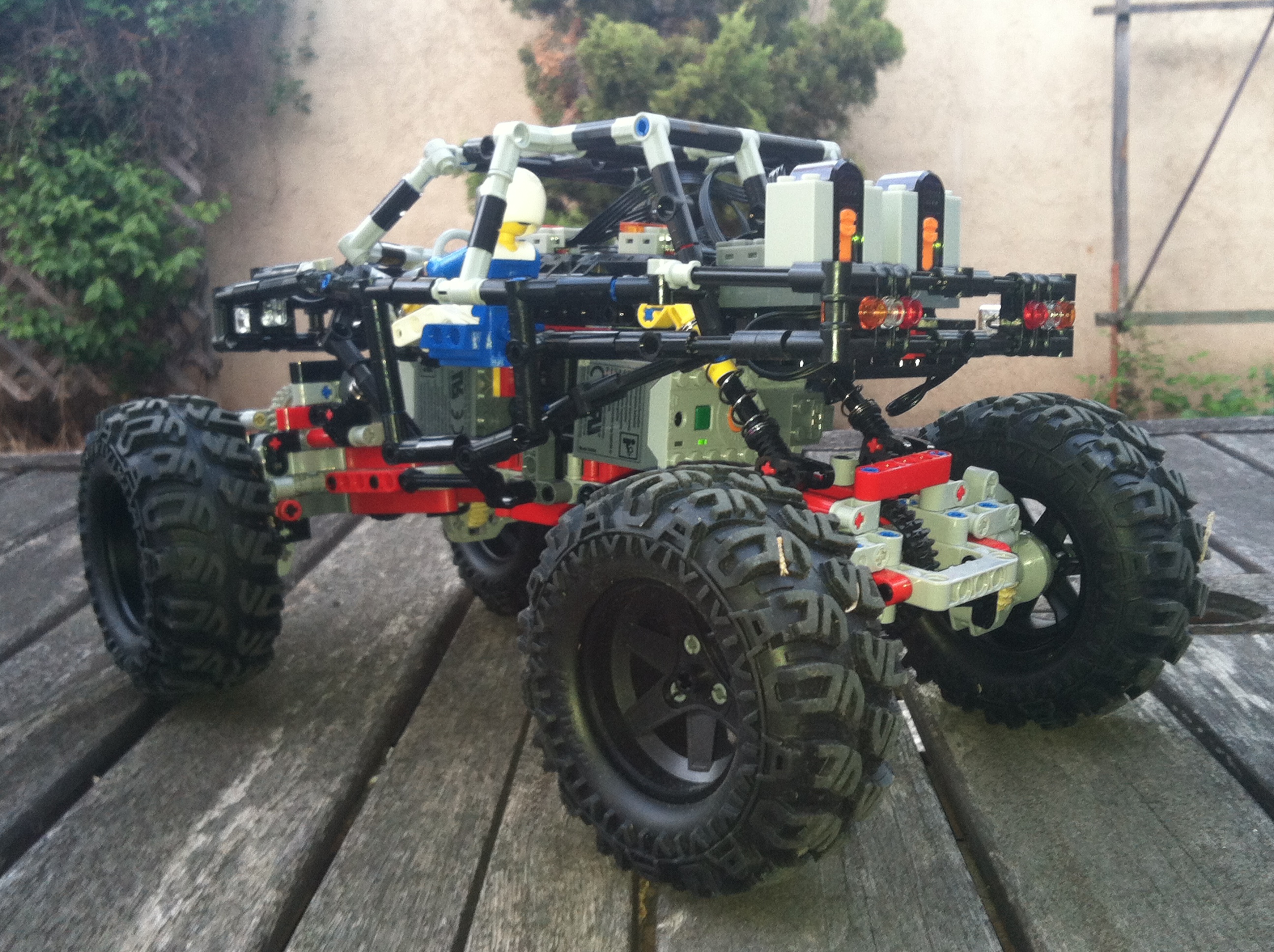 tarantula_kc_tires_4.jpg