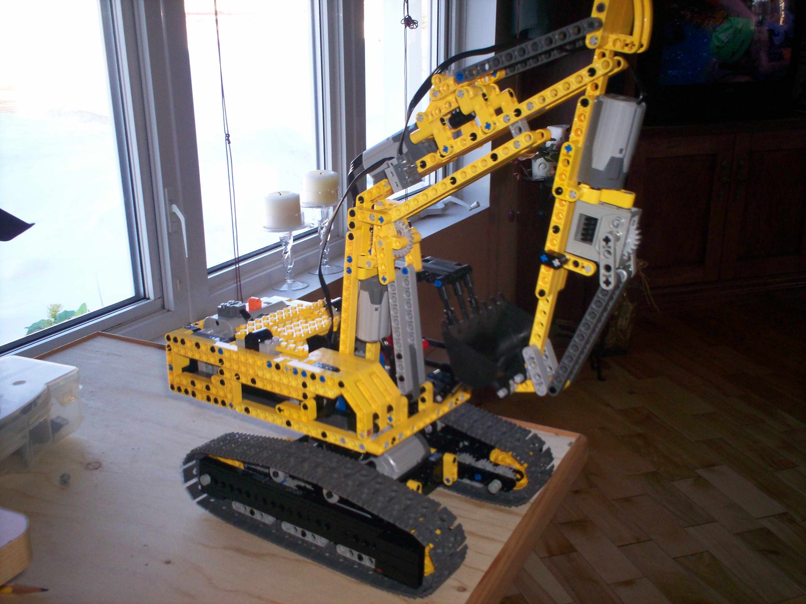 excavator-01.jpg