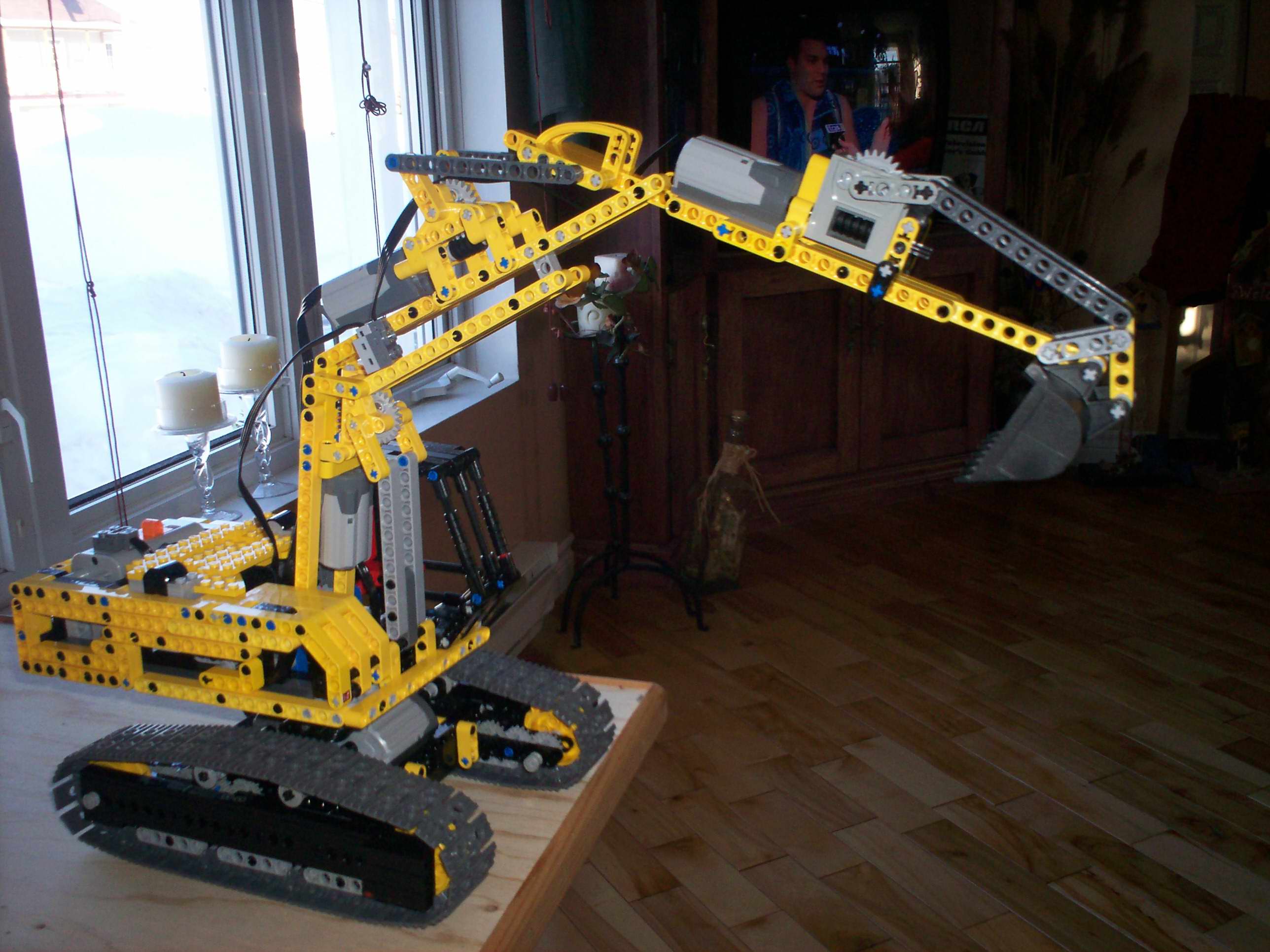 excavator-04.jpg