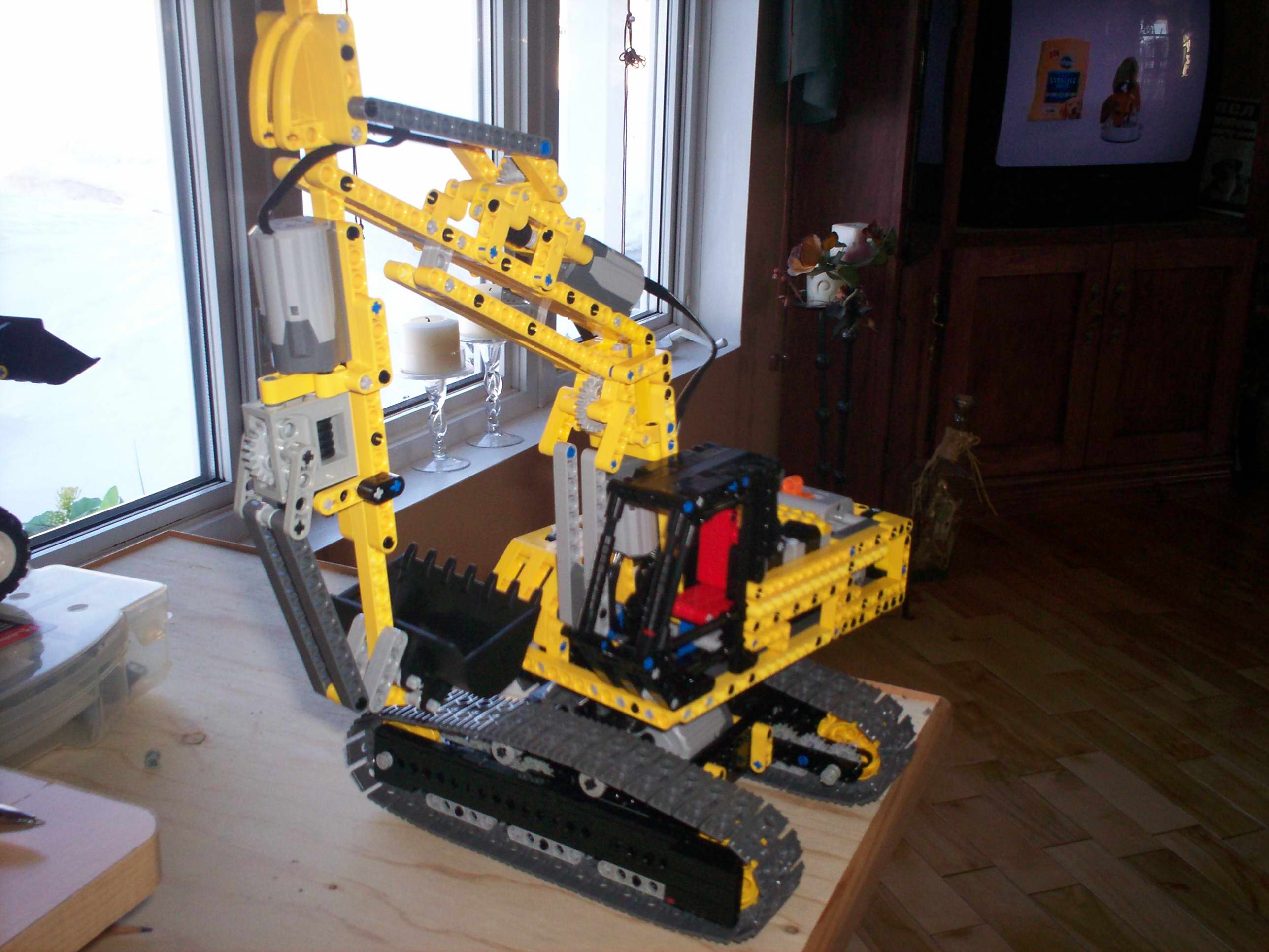 excavator-12.jpg