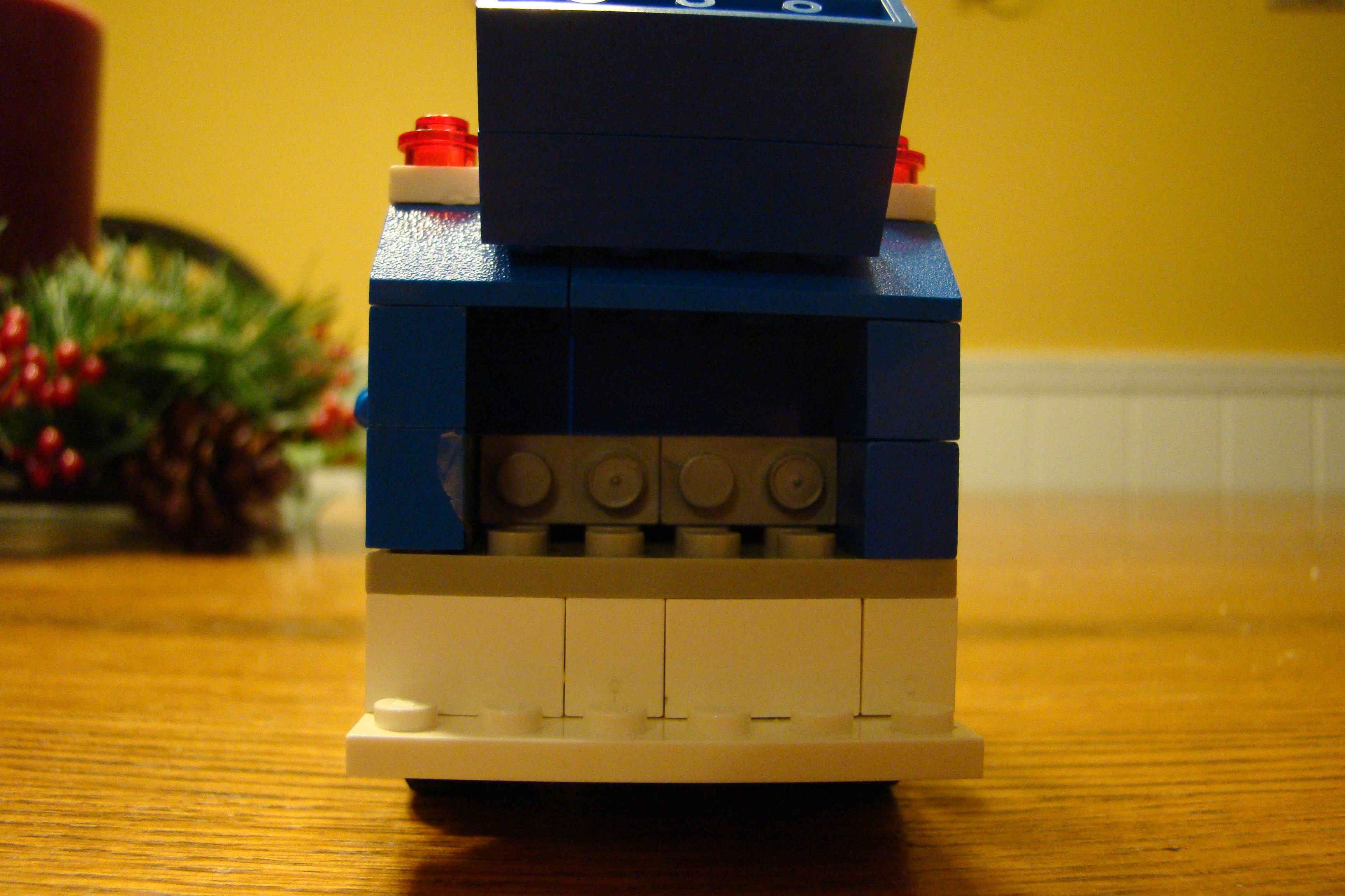 small_lego_bfi_garbage_truck_dumping_002.jpg